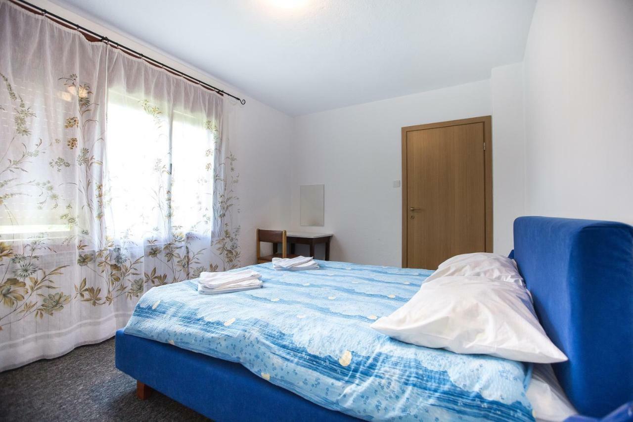 Asgard Guesthouse Josipdol Kültér fotó